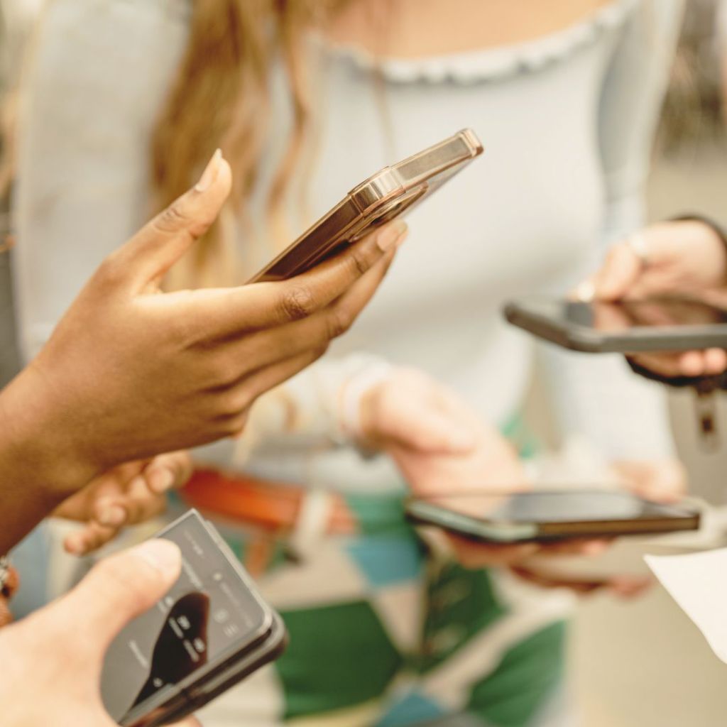 How to Inspire Creative Social Media Content: Tips for Entrepreneurs